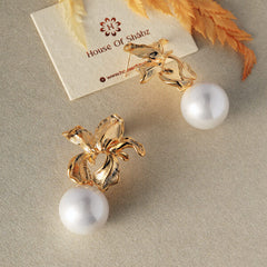 Flora Pearl Earrings