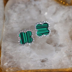 Green Pattern Clover