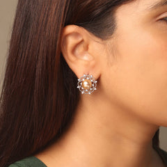Inessa Pearl Earrings