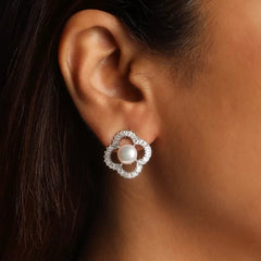 Pearly Clover Silver