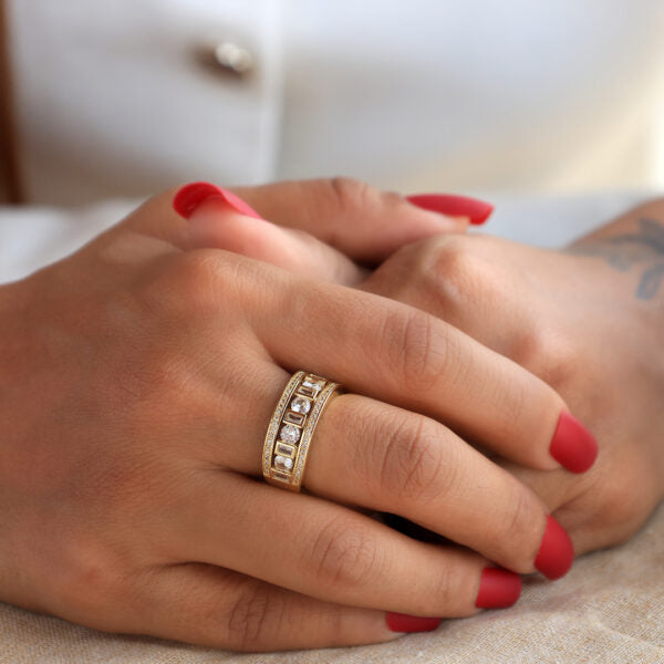 Aelis Diamond Ring Free Size