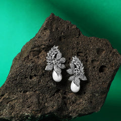 Pearl Drop Flower Earrings