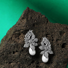 Pearl Drop Flower Earrings