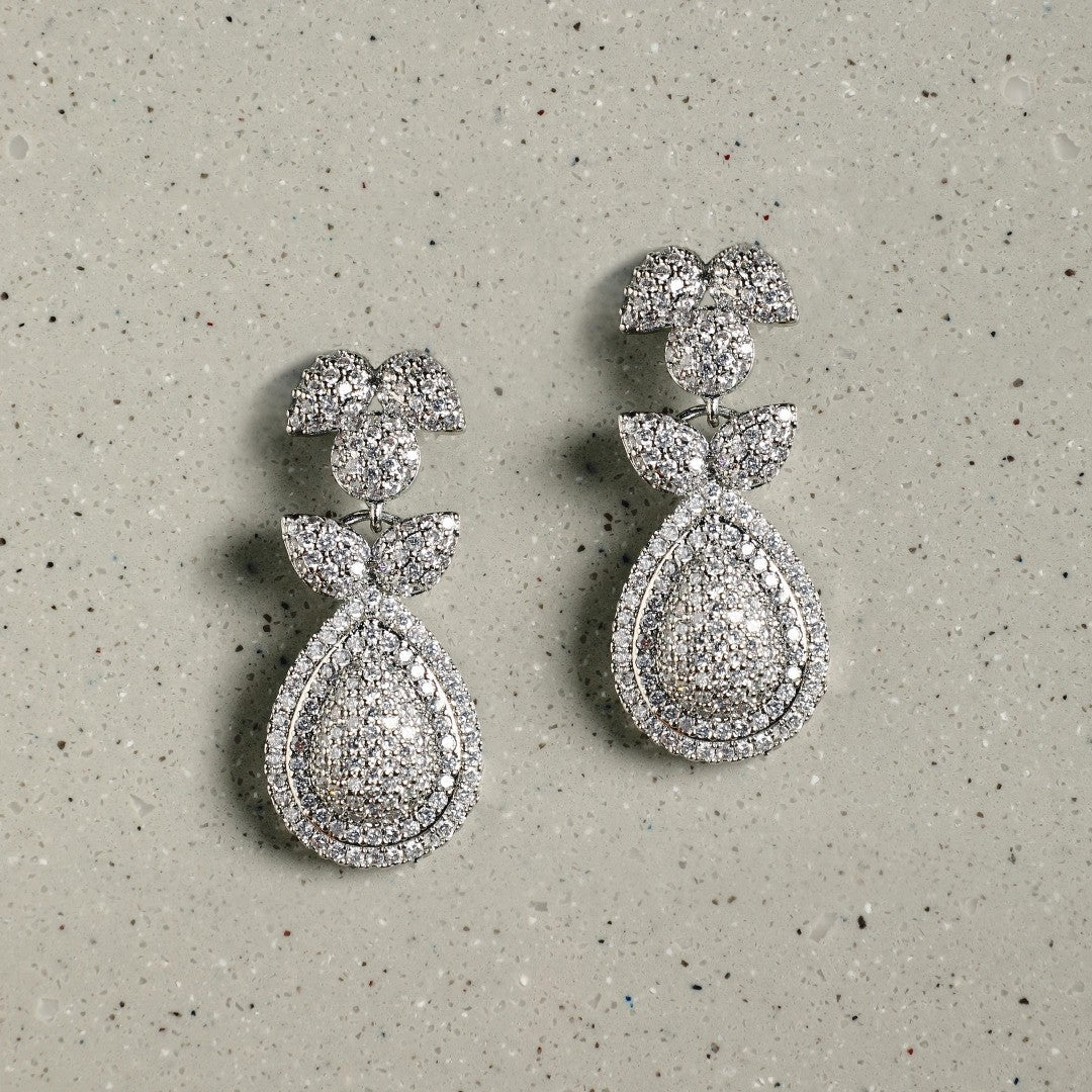 Lyra Drop Earrings