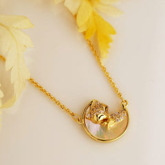 Foxy Lady Pendant-Gold