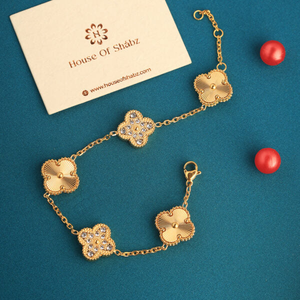 Diamond Clover Bracelet Gold