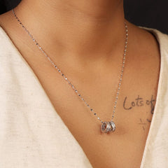 Zinat Pendant