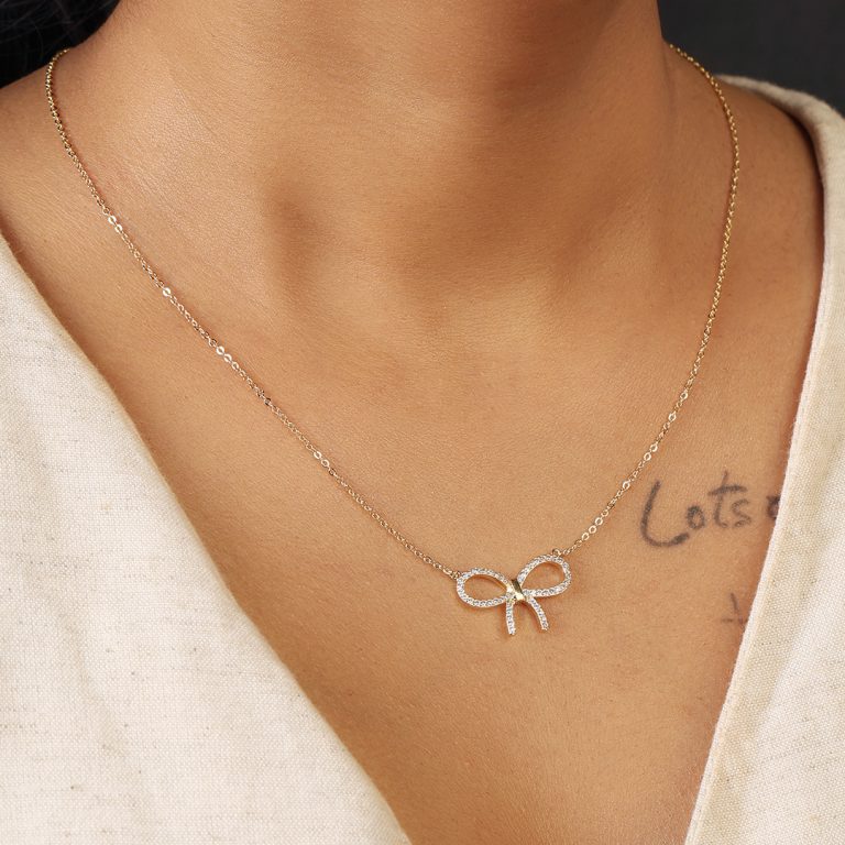 Knot Diamond Pendant-Gold