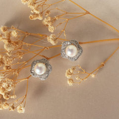 Margot Flower Earrings-Silver