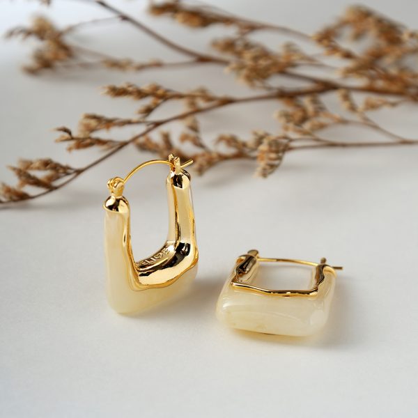 Nisa Jade Hoop