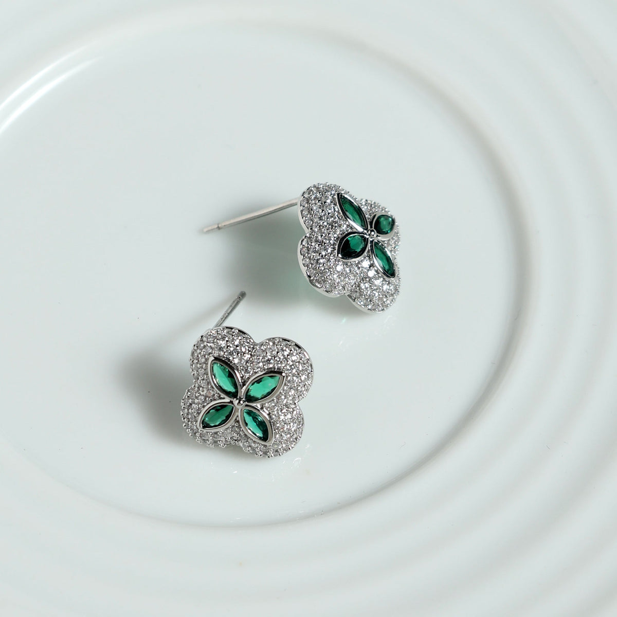 Riona Clover Green