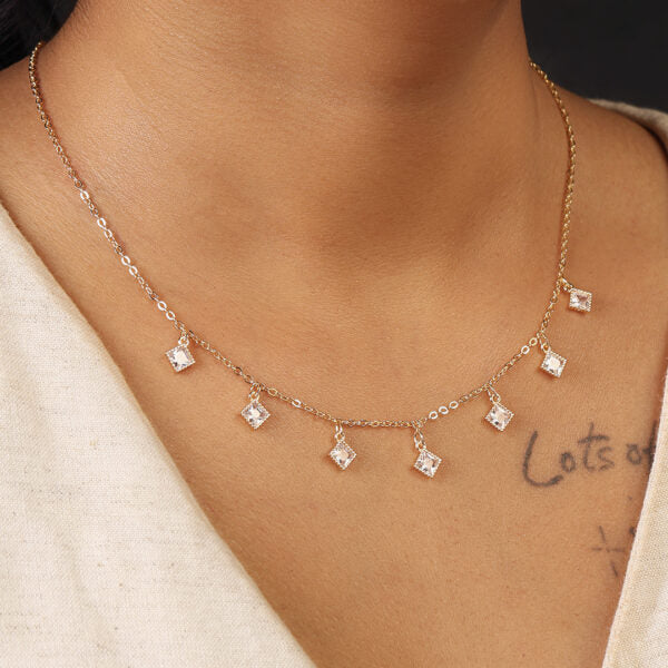 Twinkling Star Chain Pendant-Gold